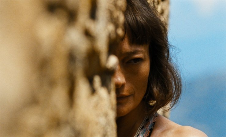 let-the-corpses-tan-2017-002-woman-half-face