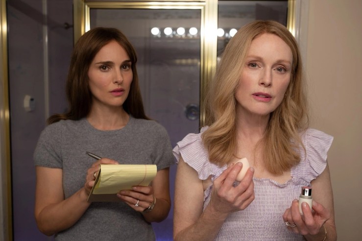 Natalie Portman as Elizabeth Berry studiously morphing into Gracie Atherton-Yoo (Julianne Moore) in May December